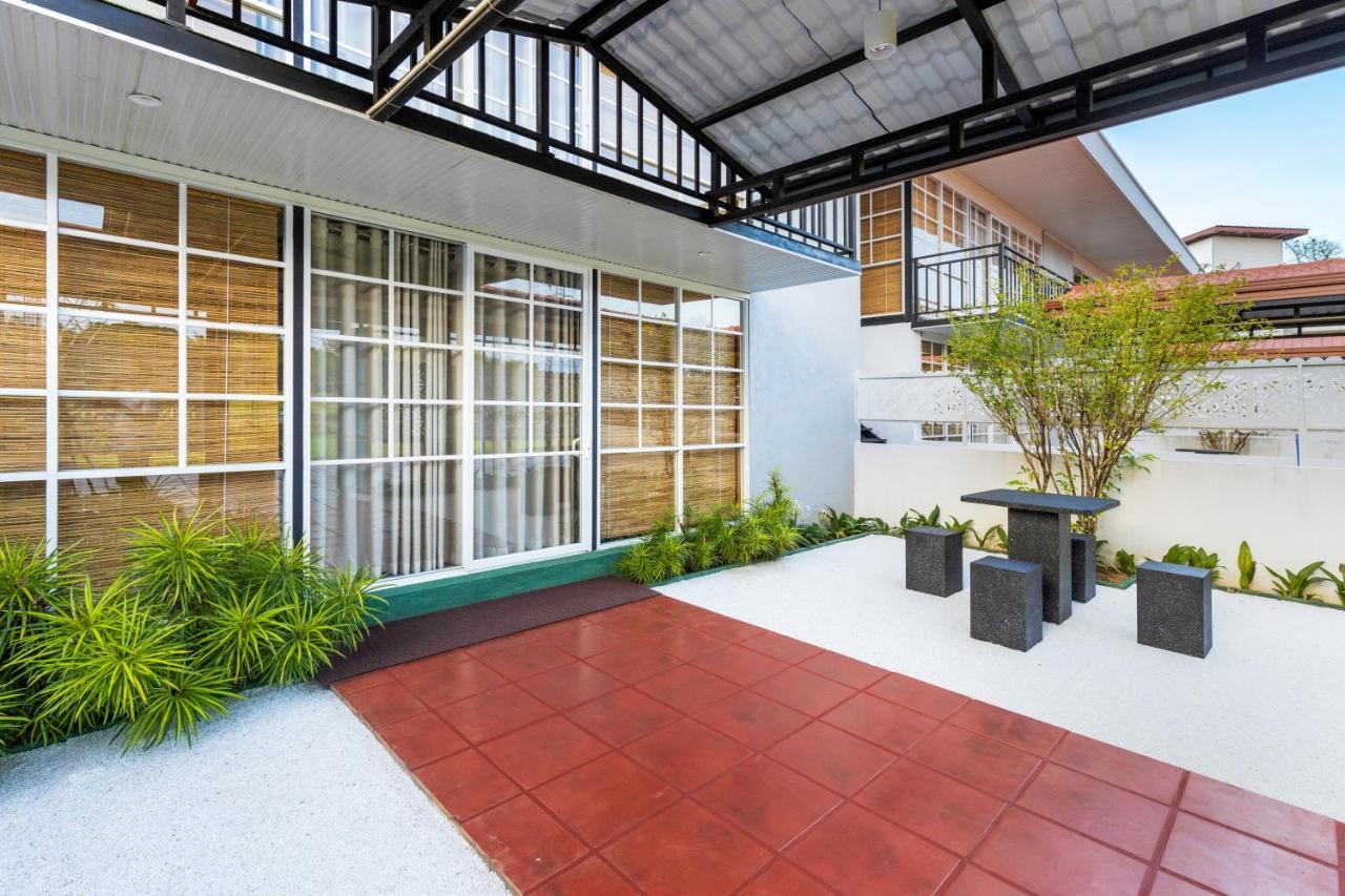 Elephyard Retreat Hotel Mahiyanganaya Buitenkant foto