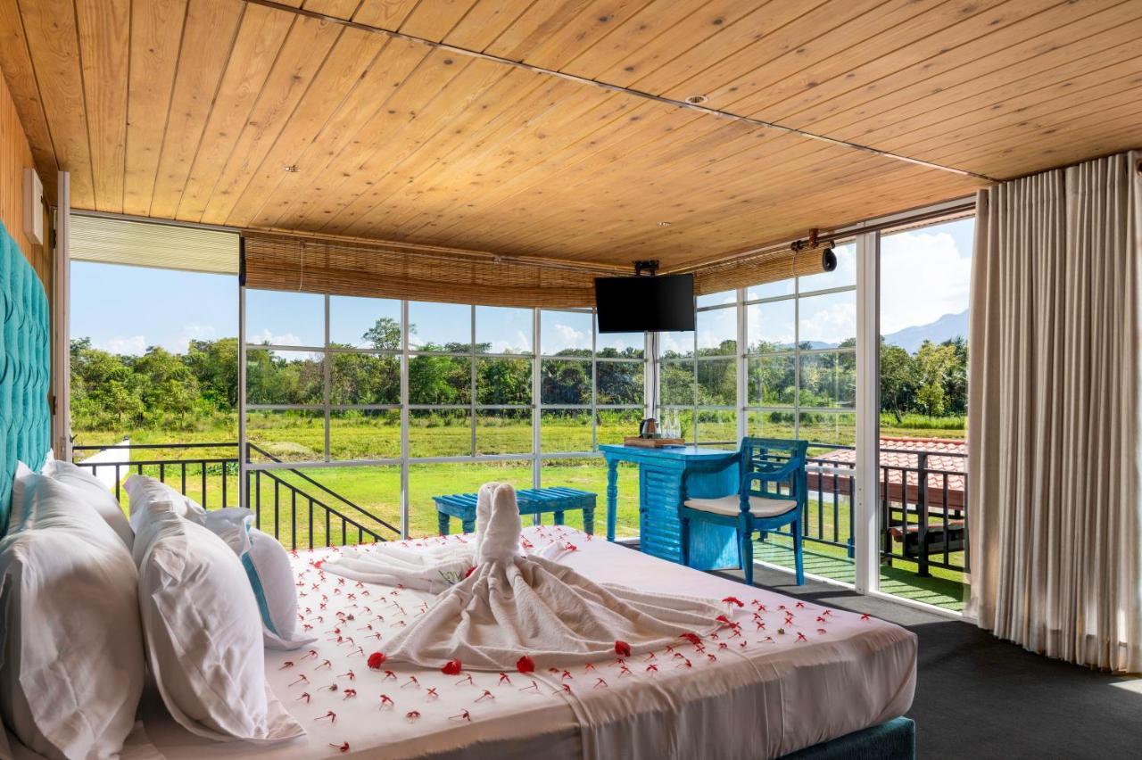Elephyard Retreat Hotel Mahiyanganaya Buitenkant foto